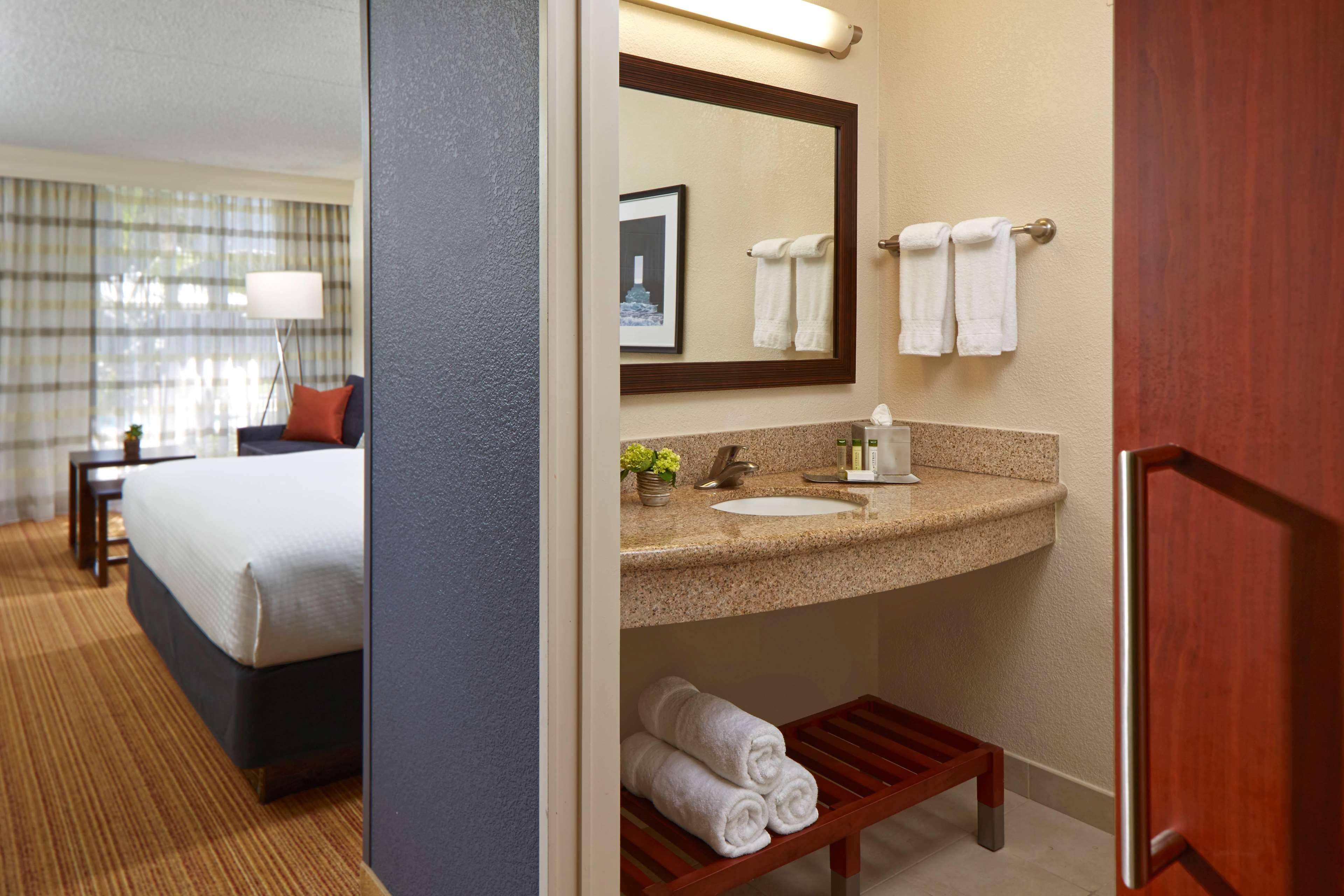 Hotel Mdr Marina Del Rey- A Doubletree By Hilton Лос Анджелис Екстериор снимка